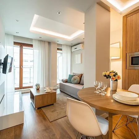 P&o Plac Europejski Apartman *