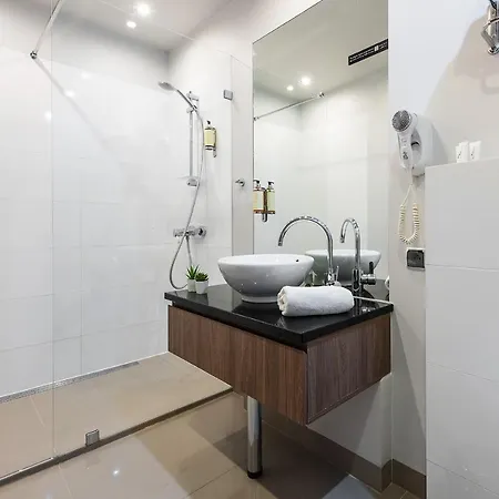 P&o Plac Europejski Apartman Varsó